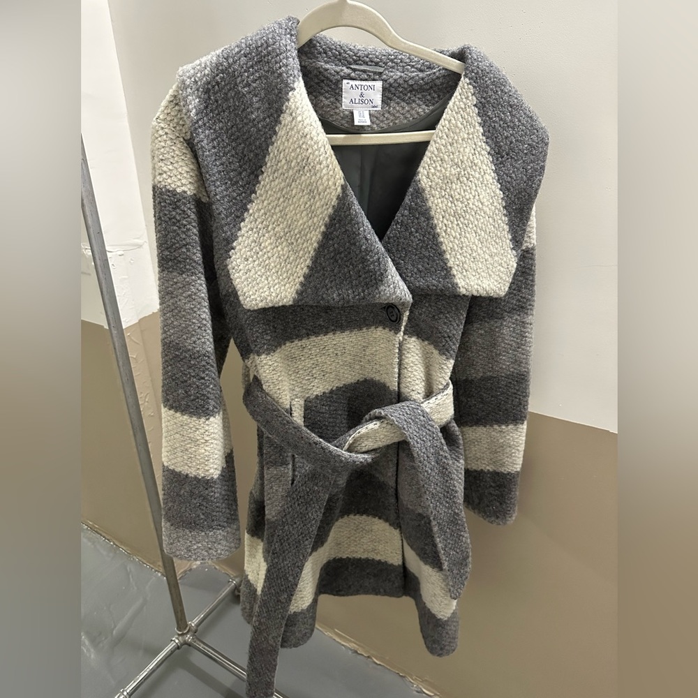 Women’s striped Wool blend belted Coat